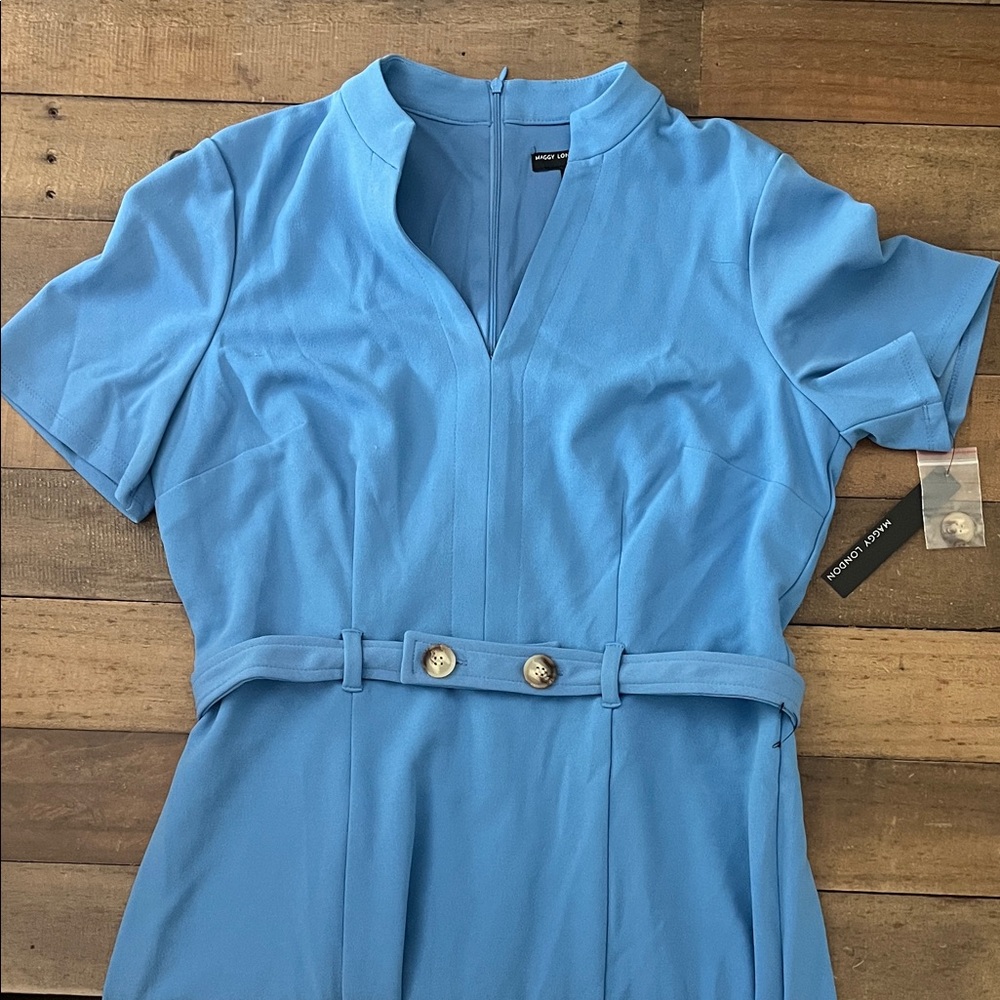 NWT Maggy London Womens size 14 - Blue Short Sleeve belted Dress